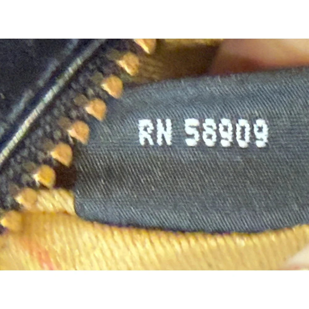 Antonio Melani Women's Soft Black Leather Weave Pattern Shoulder Bag 
Gold​​ - Picture 13 of 14